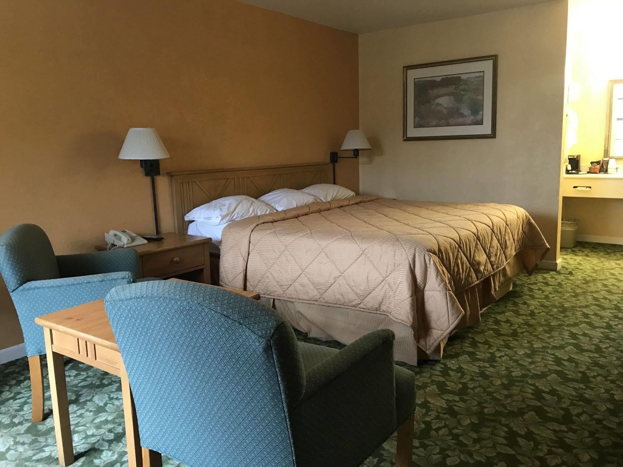 Seven Hills Suites I-10 塔拉哈西 外观 照片